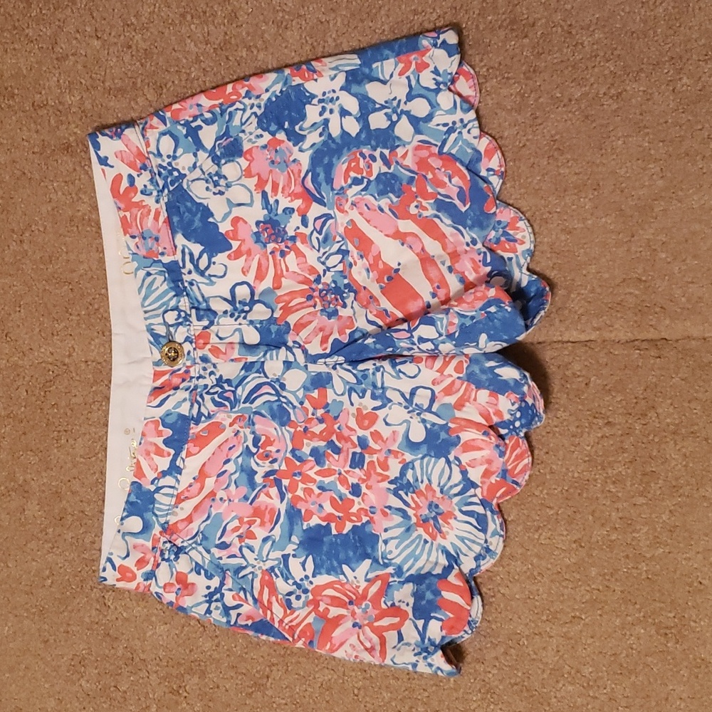 Lily Pulitzer Women's The Buttercup Scalloped Shorts